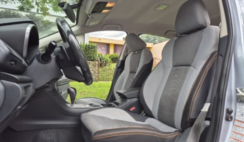 
								subaru Xv 2.0 full									