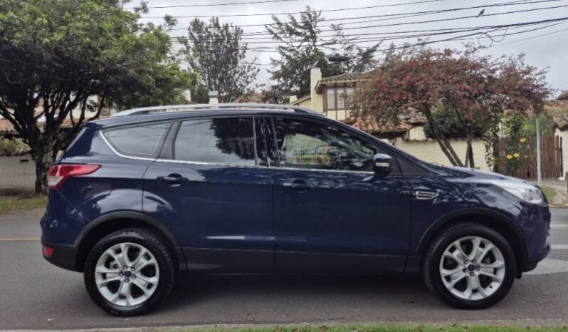
Ford Escape SE full									
