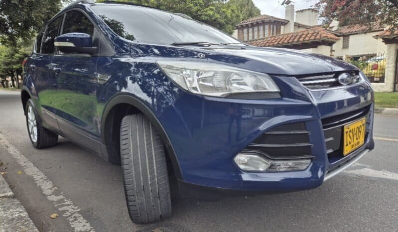 
Ford Escape SE full									