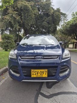 
Ford Escape SE full									
