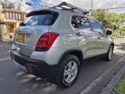 
Chevrolet Tracker LTZ full									