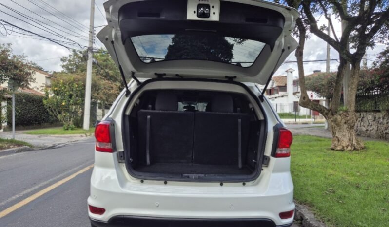 
								Dodge Journey full									