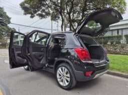 
Chevrolet Tracker LTZ full									