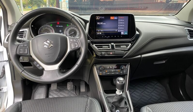 
								Suzuki S-cross full									