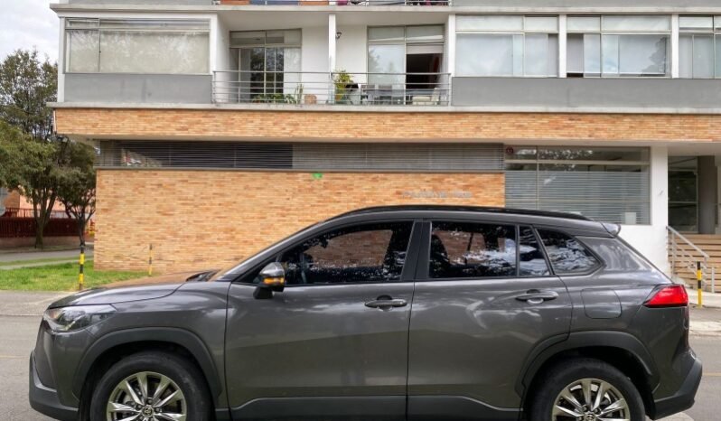 
								Toyota Corolla Cross full									
