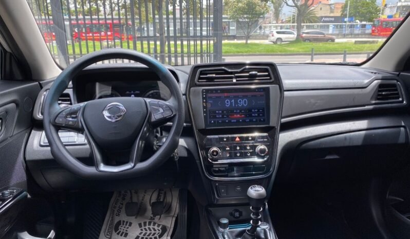 
								ssangyong tivoli full									