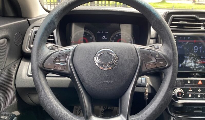 
								ssangyong tivoli full									