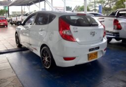
										Hyundai Accent full									