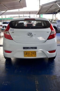 
										Hyundai Accent full									