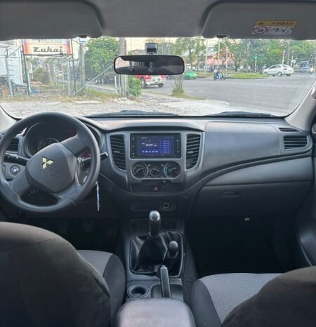 
								Mitsubishi L200 full									