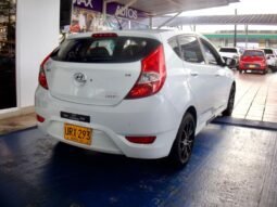 
										Hyundai Accent full									