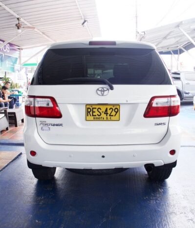 
								Toyota Fortuner full									