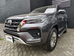 Toyota fortuner srv