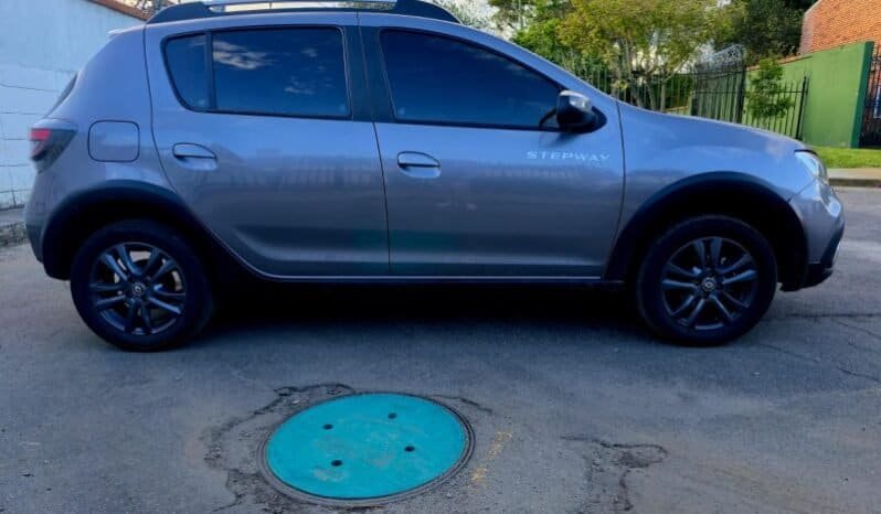 
Renault Sandero Stepway full									