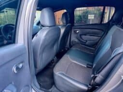 
Renault Sandero Stepway full									