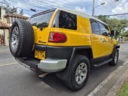 
Toyota fj cruser full									