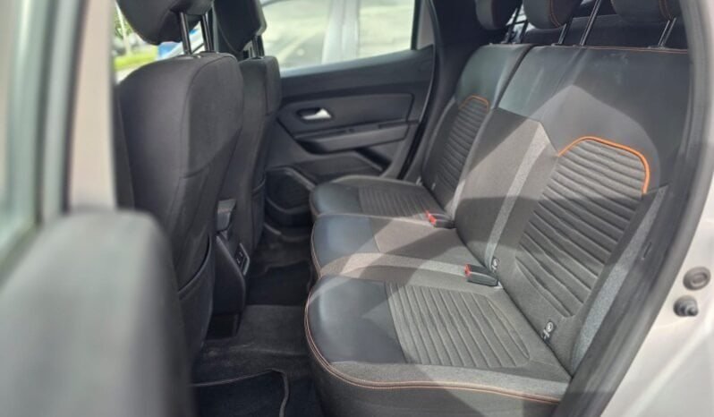 
Renault Duster Iconic full									