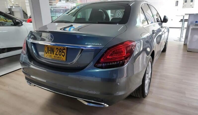 Mercedes-Benz C 200 full