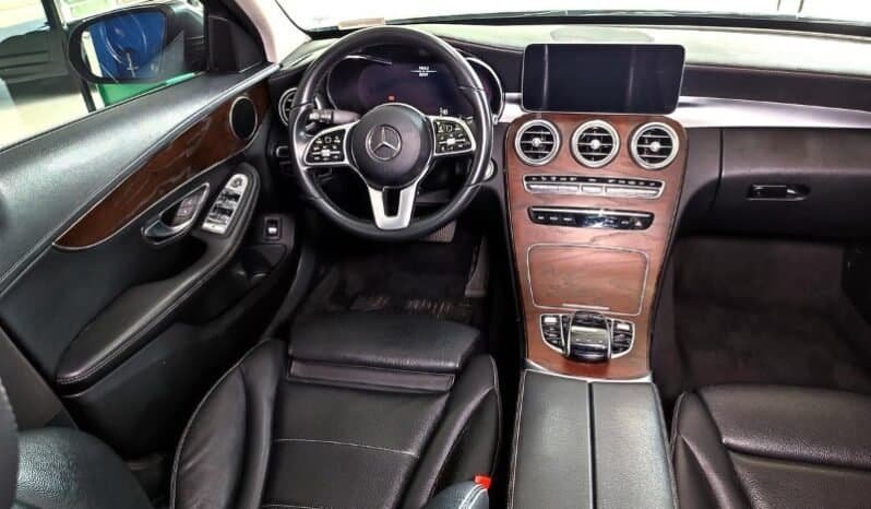 Mercedes-Benz C 200 full