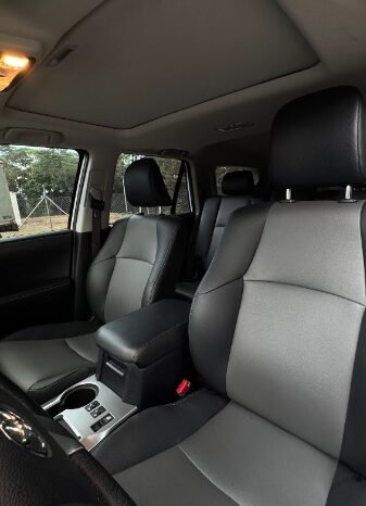 
								Toyota 4 RUNNER full									