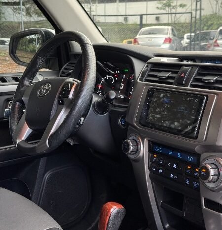 
								Toyota 4 RUNNER full									