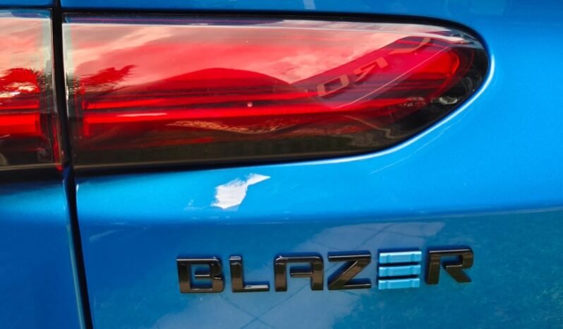 
								Chevrolet Blazer EV full									