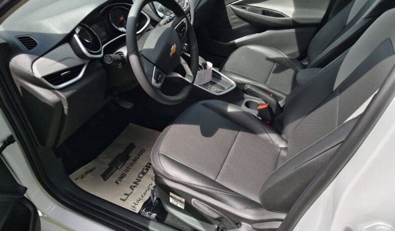 
								Chevrolet Onix Sedan Premier full									
