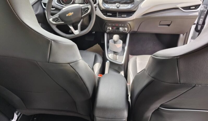 
								Chevrolet Onix Sedan Premier full									