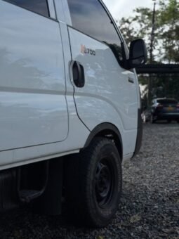 Kia K2700