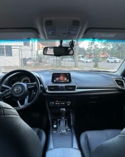 
										Mazda 3 Touring full									