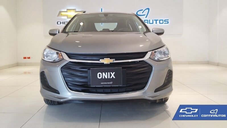
								Chevrolet Onix Lt full									