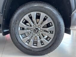 
Mitsubishi L200 TRITON full									