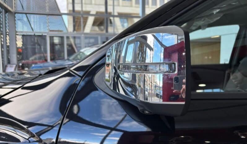 
Mitsubishi L200 TRITON full									