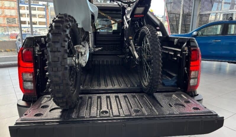 
Mitsubishi L200 TRITON full									