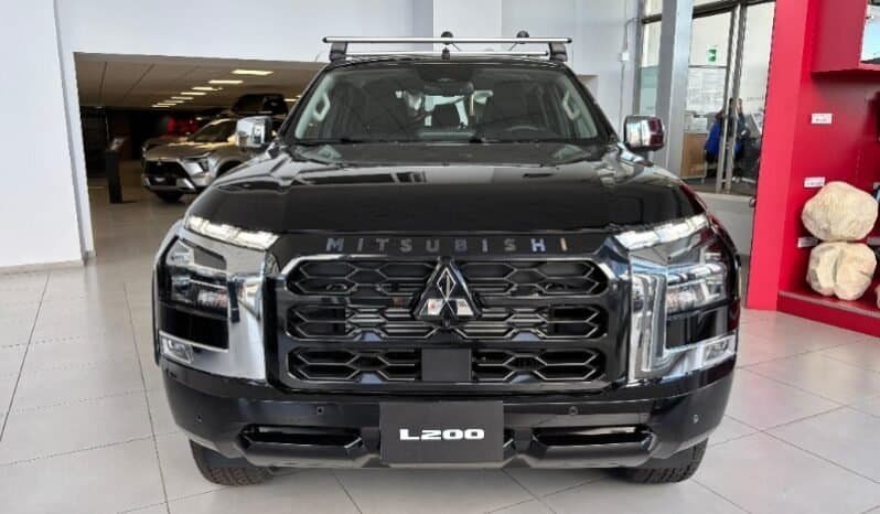 
Mitsubishi L200 TRITON full									