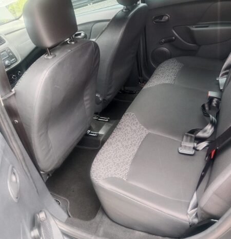 
								Renault Sandero full									