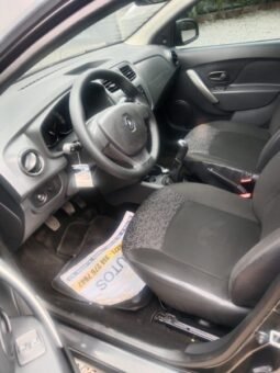
										Renault Sandero full									