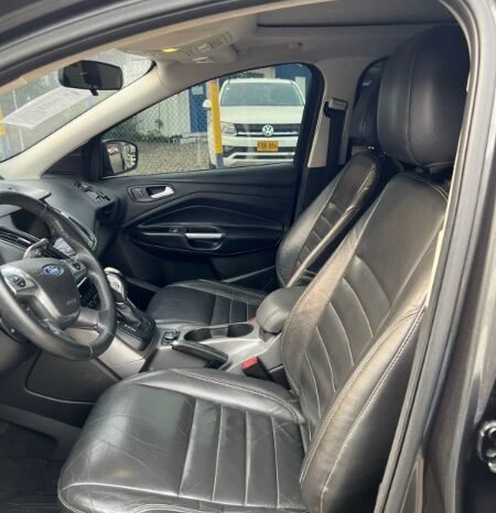 
								Ford Escape SE full									