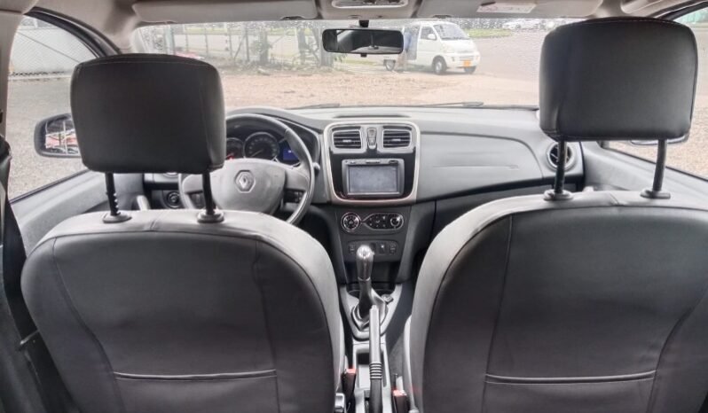 
								Renault Sandero Stepway full									