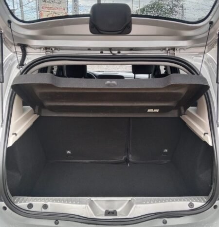 
								Renault Sandero Stepway full									