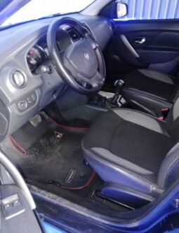
										Renault Sandero full									
