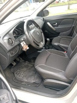 
										Renault Sandero Stepway full									
