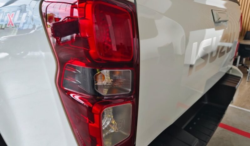 
								ISUZU POWER full									