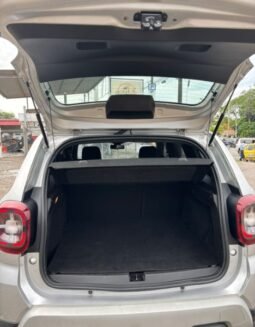 
										Renault Duster full									