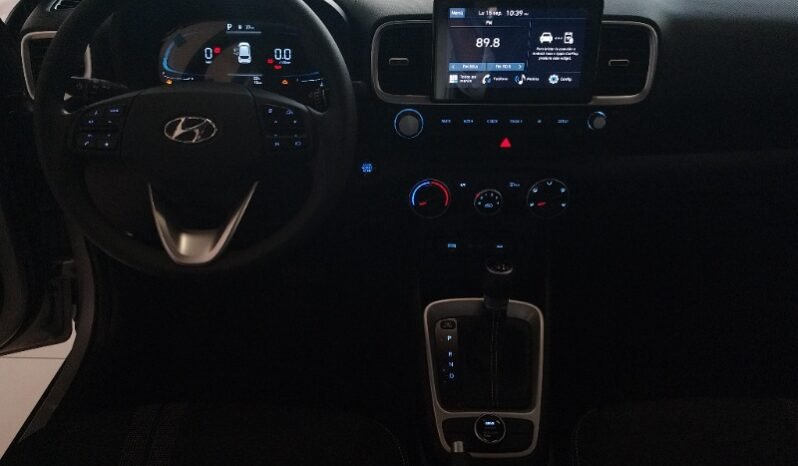 
								Hyundai VENUE LIMITED SR AT full									