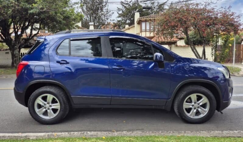 
Chevrolet Tracker LS full									
