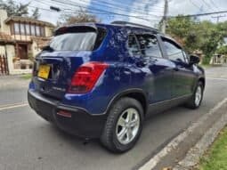 
Chevrolet Tracker LS full									