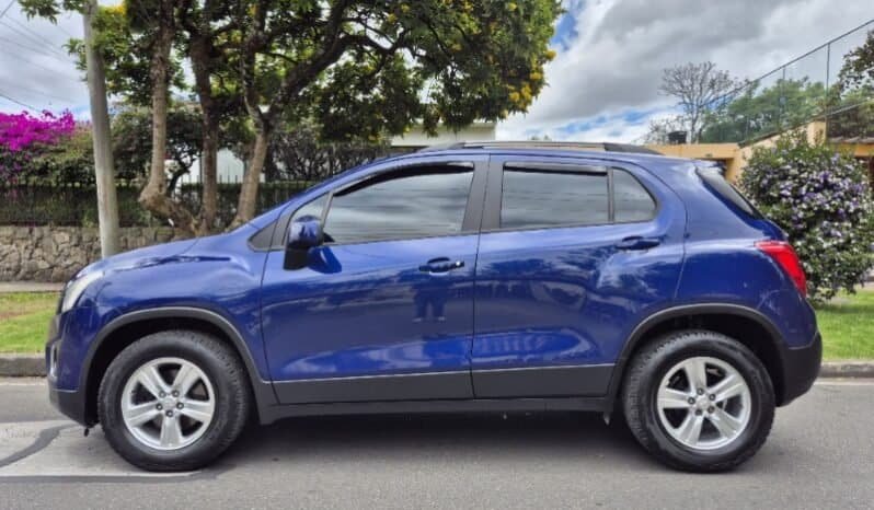 
Chevrolet Tracker LS full									