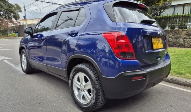 
Chevrolet Tracker LS full									