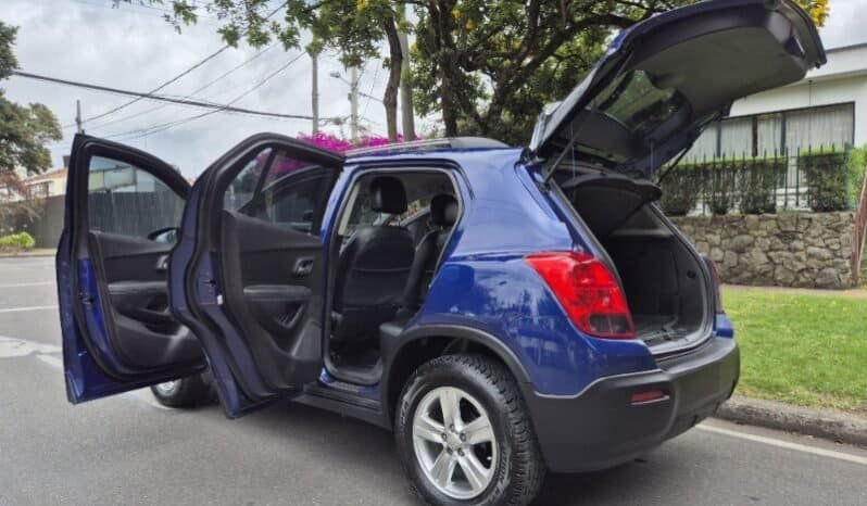 
Chevrolet Tracker LS full									